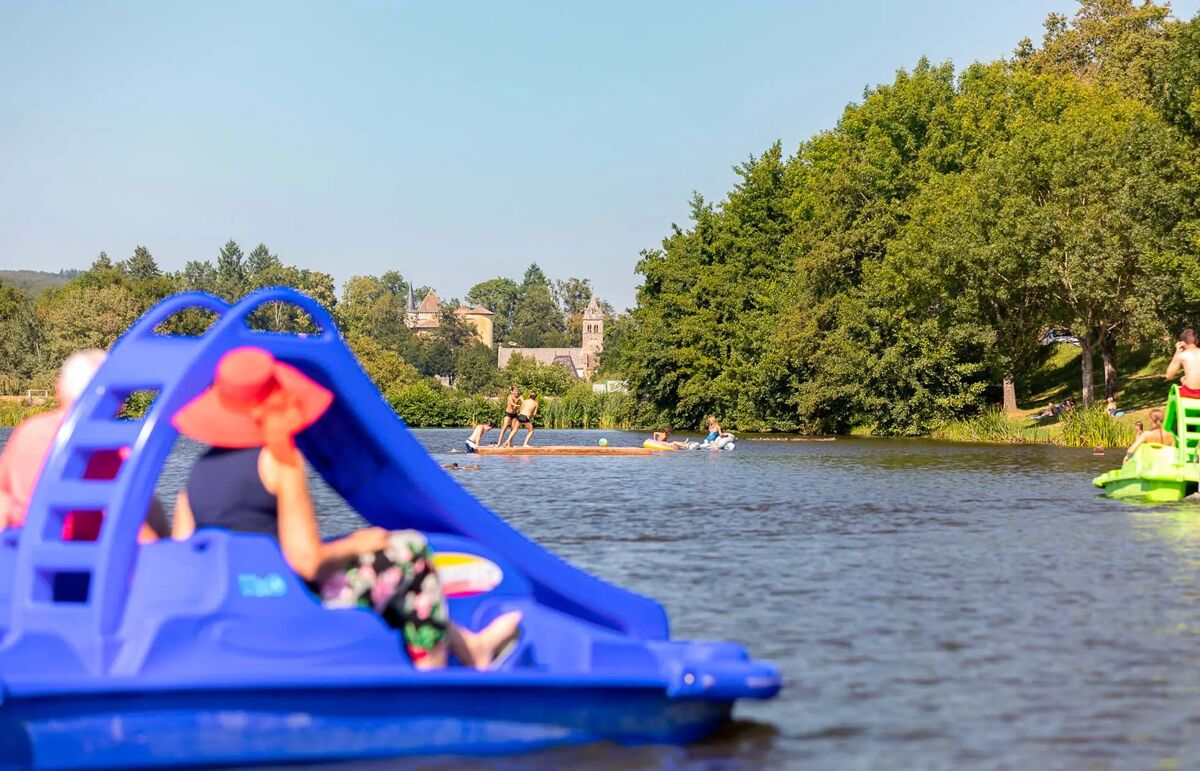 Camping Du Lac De Saint Point Lamartine Bourgogne